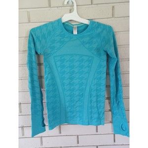 Iviva Long Sleeve Activewear Shirt